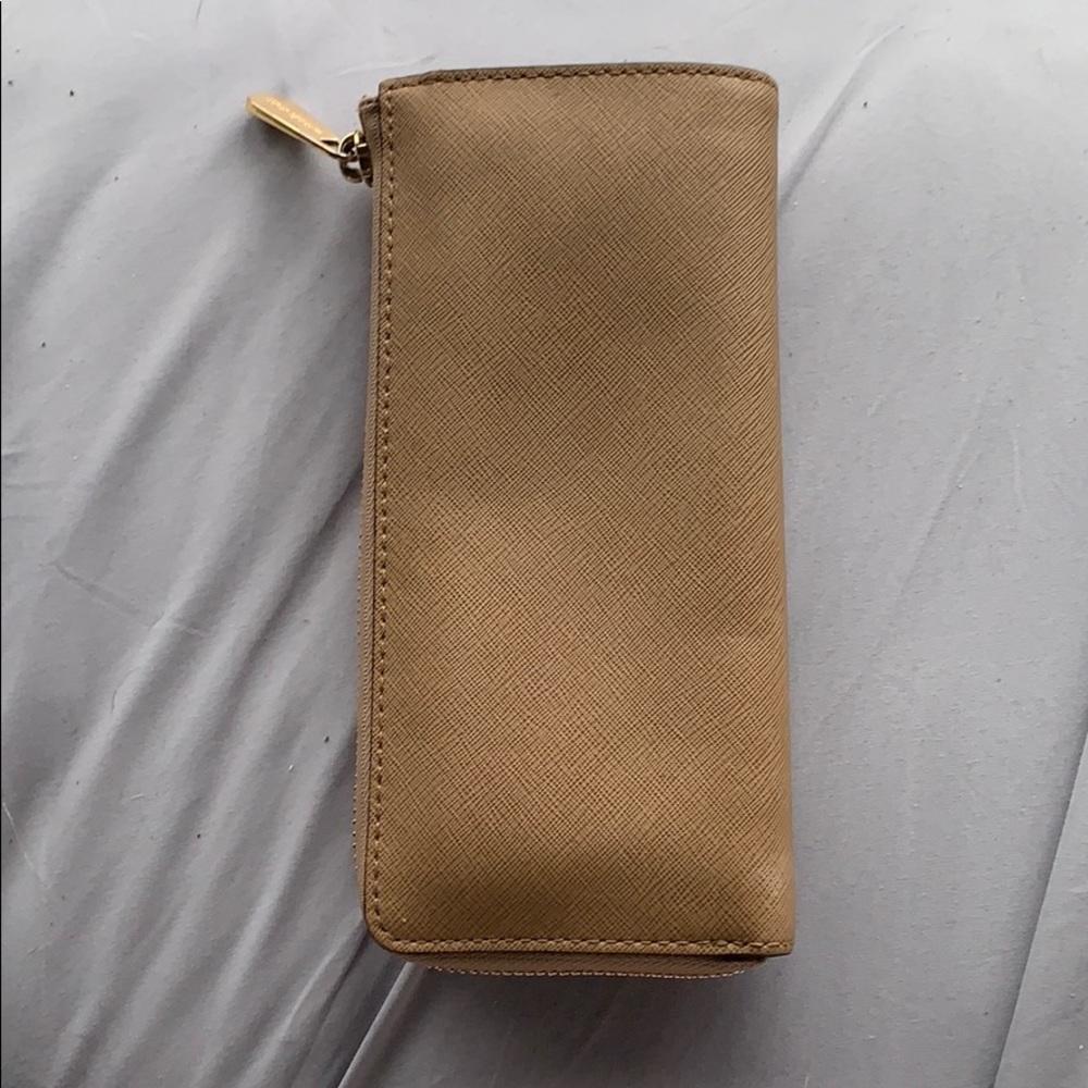 MK wallet - Picture 2 of 3